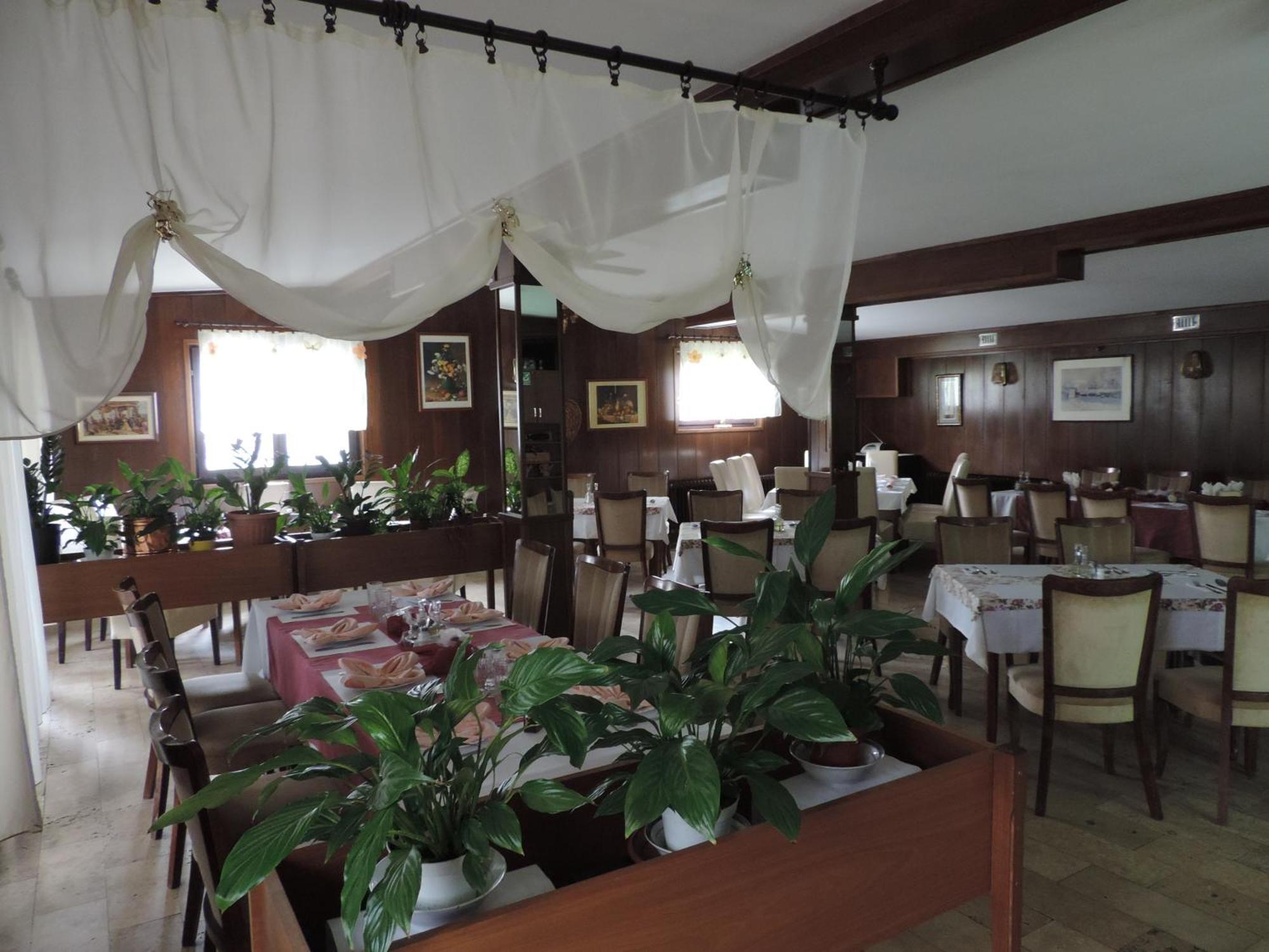 Bed And Breakfast Victoria Ogulin Exterior foto